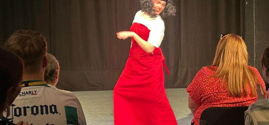 F8323a44 7F45 44F8 B1c7 9E78a2ba577e