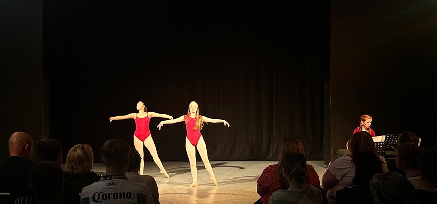 553Bbec7 4Dd9 49B8 8B56 8086Ebcc0ae2