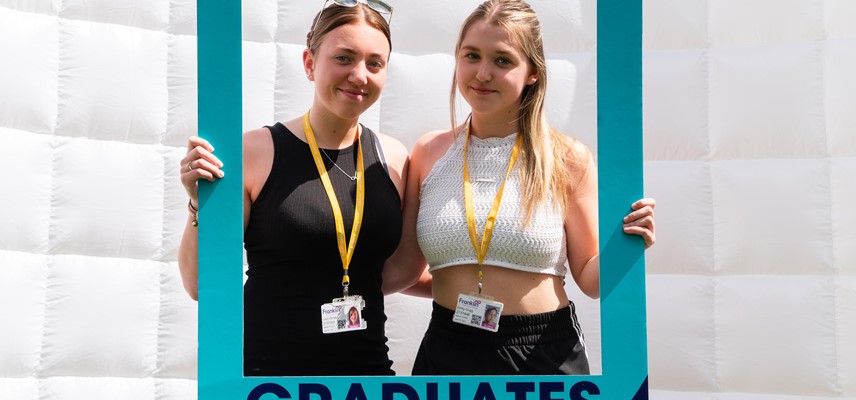 Leavers 23 075