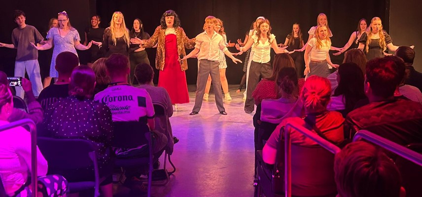 089275F1 6D02 459E 9Db4 Af1c9ddf86ac